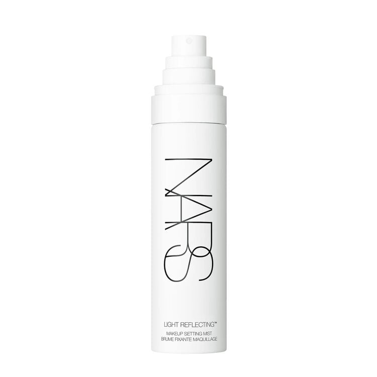 Light Reflecting™ Makeup Setting Mist Display zoomed image number 1: Light Reflecting™ Makeup Setting Mist,