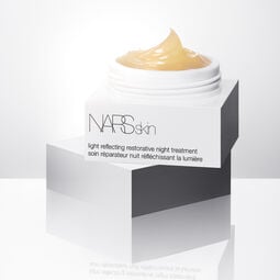 Light Reflecting™ Restorative Night TreatmentLight Reflecting™ Restorative Night Treatment,