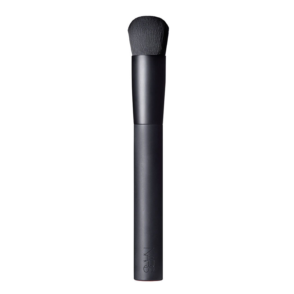 wet foundation brush