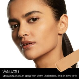 The Soft Matte Powder & Foundation SetThe Soft Matte Powder & Foundation Set,