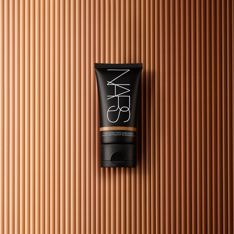 Pure Radiant Tinted Moisturizer Spf 30 Nars
