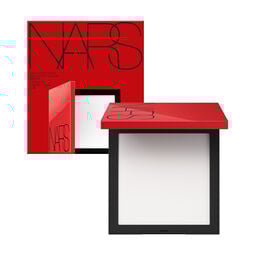 Jumbo Light Reflecting™ Setting PowderJumbo Light Reflecting™ Setting Powder,