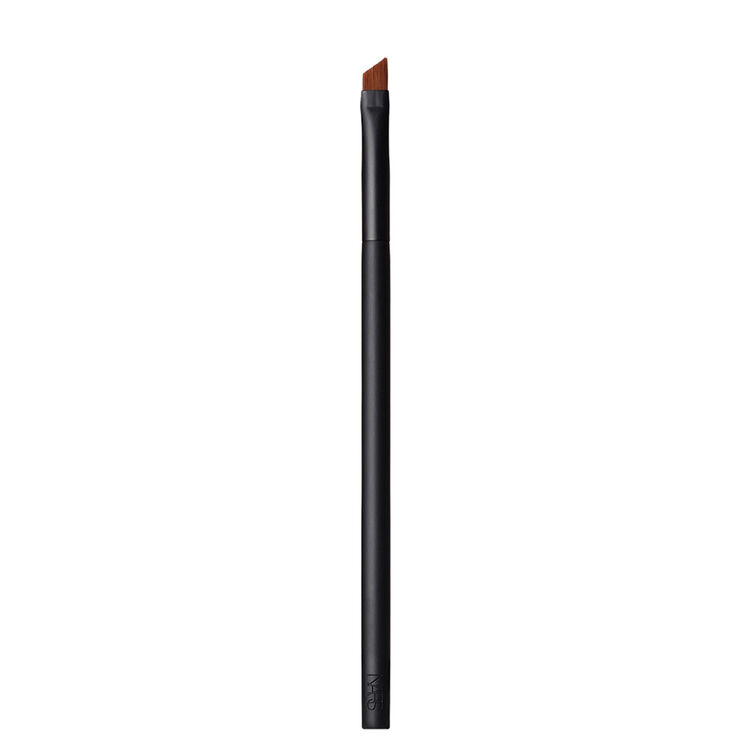 47 angled eyeliner brush
