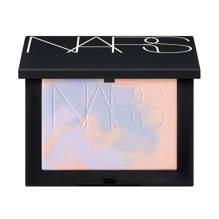 Light Reflecting™ Prismatic Powder - Pressed, Interstellar Display zoomed image number 1: Light Reflecting™ Prismatic Powder - Pressed, Interstellar