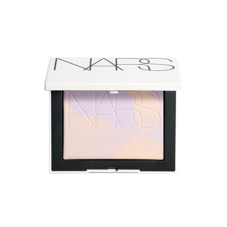 Display zoomed image number 1: Light Reflecting&trade; Prismatic Powder - Pressed, Constellation