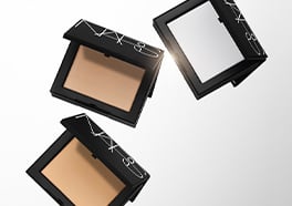 ONLINE EXCLUSIVE MORE SHADES. YOUR LIGHT.