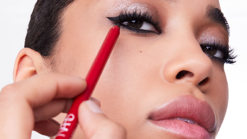 5 pro tips for a smoky eye makeup look