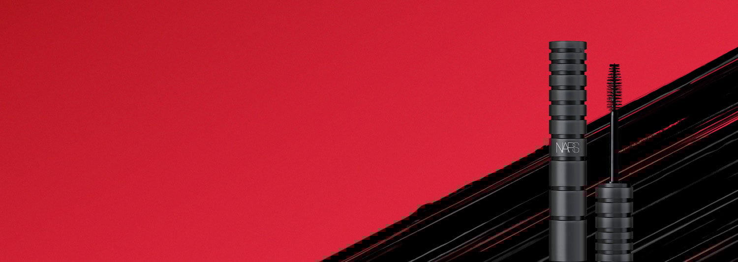 Celebrate National Lash Day with a FREE full-size Climax Extreme Mascara with $100+ purchase ($24 value).*