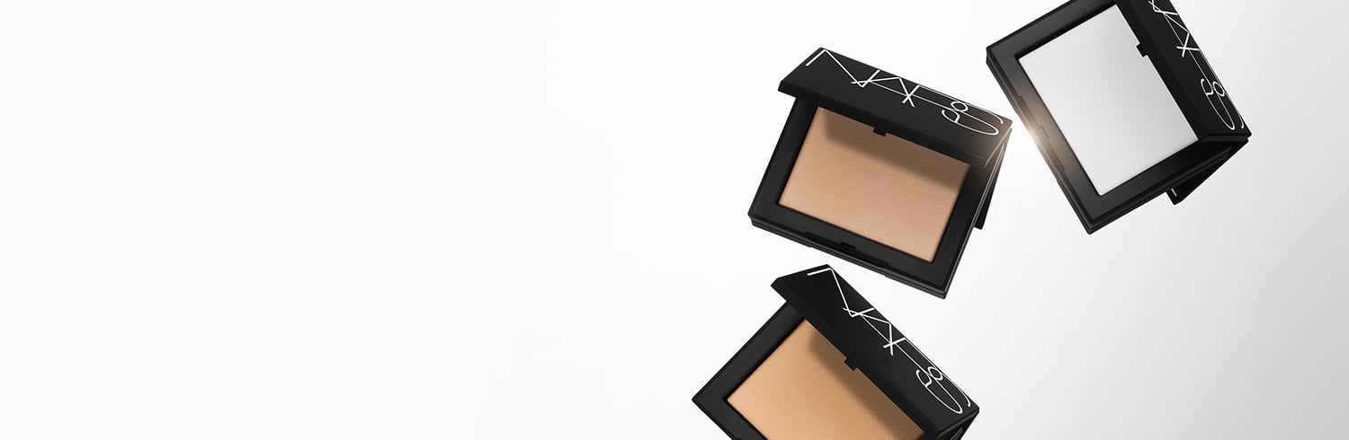 Rediscover your light with two NEW shades of luminous, lightweight Light Reflecting™ Setting Powder.