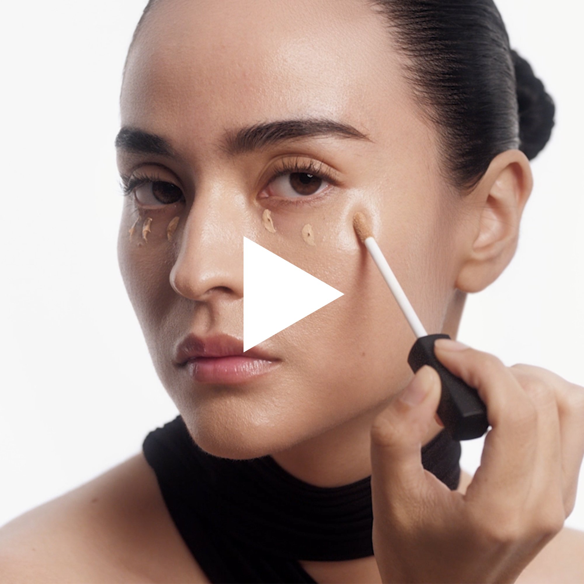 Display Product shot number 3: Radiant Creamy Concealer